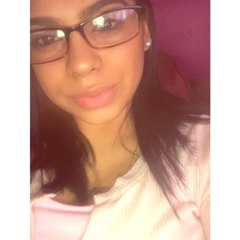 Meet your Posher, Jessica